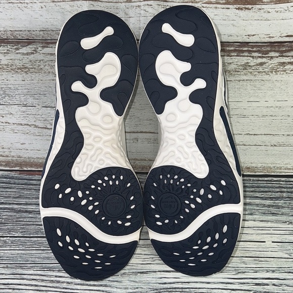 Nike Men's Renew Retaliation 3 Summit White/
MTLC Armory NVY-Obsidian Size-10 - Picture 7 of 11